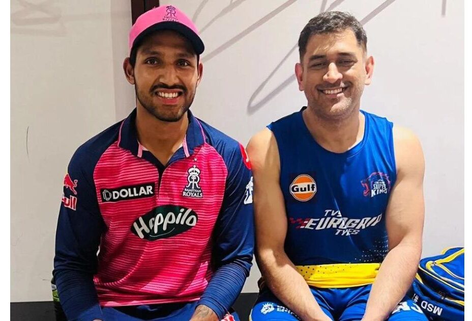 ‘Dhruv Jurel: Sunil Gavaskar's Praise for the Potential MS Dhoni Successor